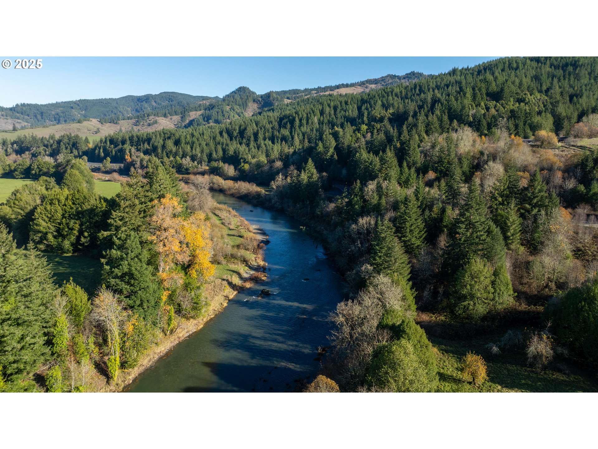 45275 Highway 242 Myrtle Point, OR 97458 - Photo 17 of 20