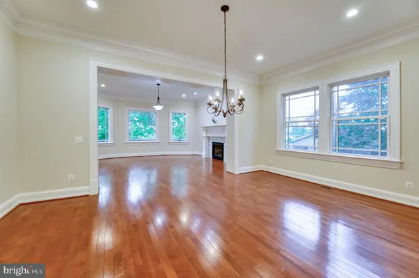 $8,500 | 6506 Divine Street, McLean, VA 22101