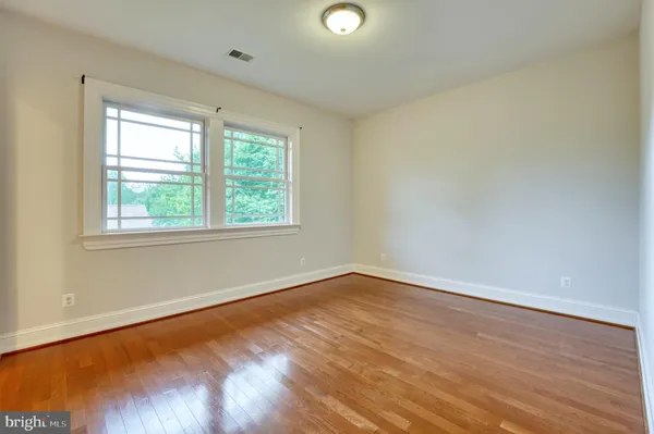 $8,500 | 6506 Divine Street, McLean, VA 22101