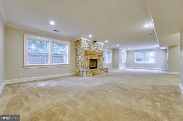 $8,500 | 6506 Divine Street, McLean, VA 22101