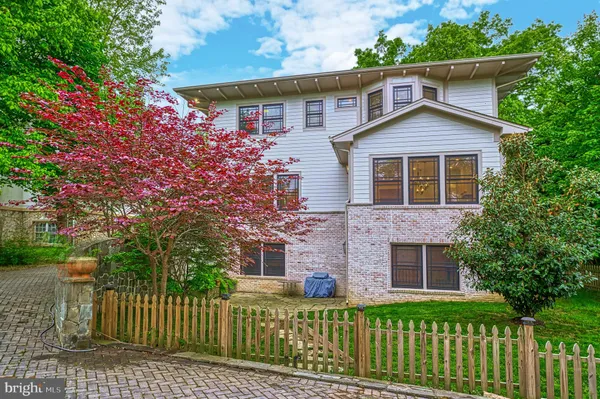 $8,500 | 6506 Divine Street, McLean, VA 22101