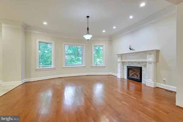 $8,500 | 6506 Divine Street, McLean, VA 22101