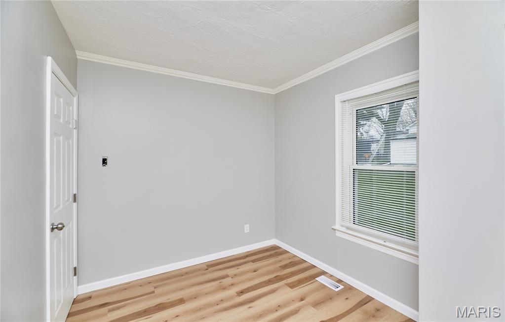 2420 Fowler Avenue St. Louis, MO 63114 - Photo 17 of 56