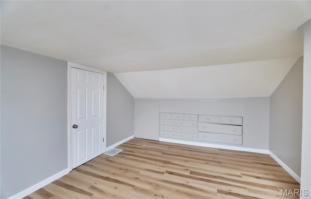 2420 Fowler Avenue St. Louis, MO 63114 - Photo 33 of 56