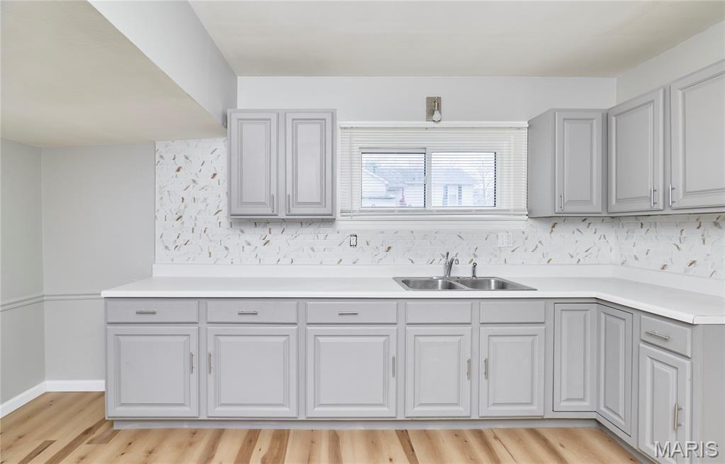 2420 Fowler Avenue St. Louis, MO 63114 - Photo 39 of 56