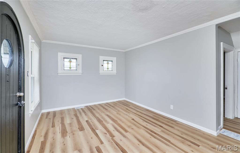 2420 Fowler Avenue St. Louis, MO 63114 - Photo 8 of 56