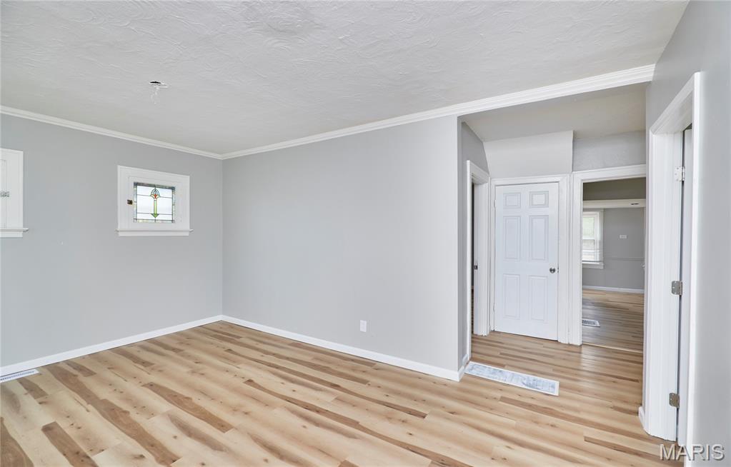 2420 Fowler Avenue St. Louis, MO 63114 - Photo 9 of 56