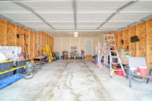 $399,900 | 5177 Stone River Road, Jackson, MI 49201