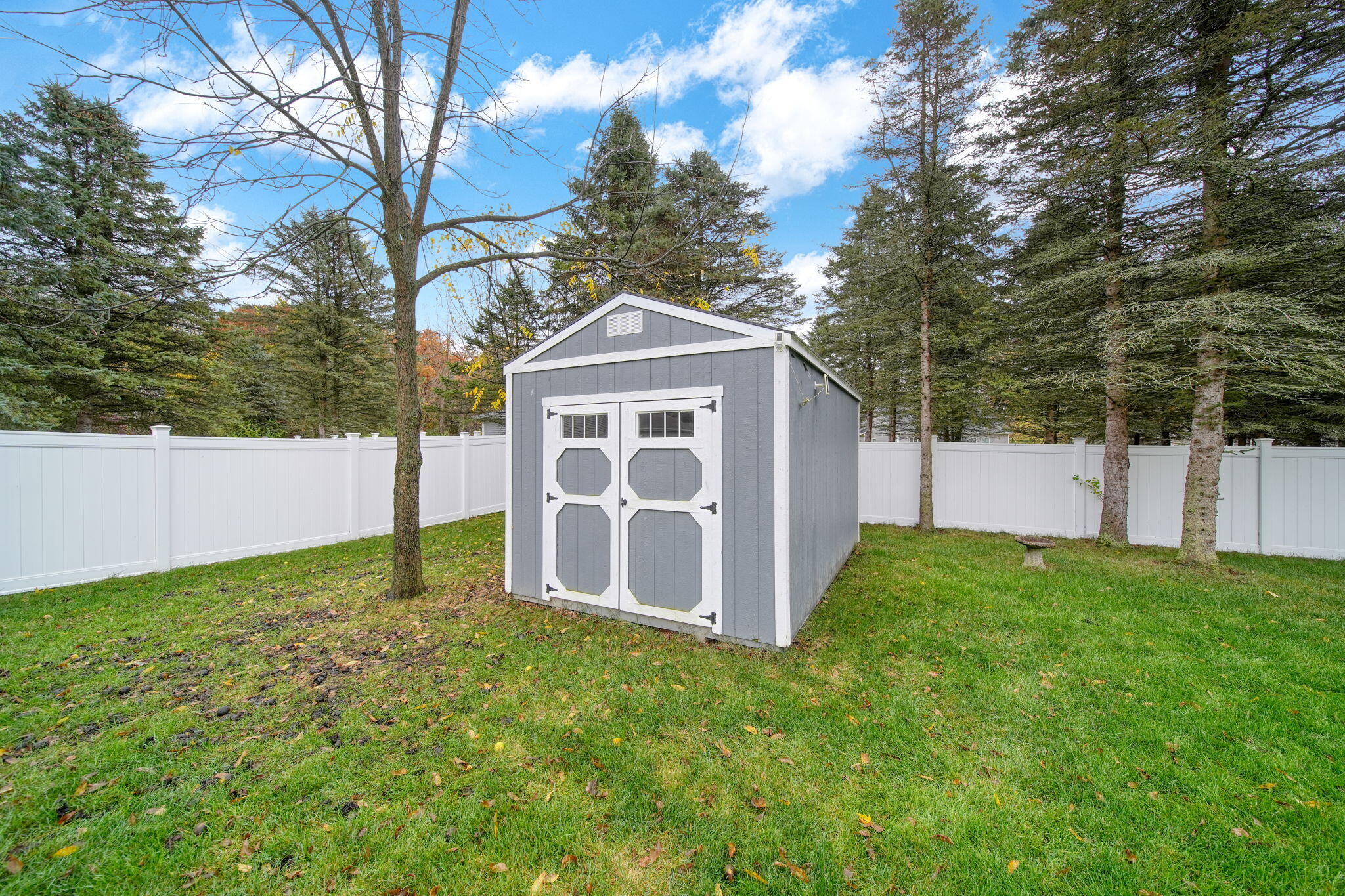 5177 Stone River Road Jackson, MI 49201 - Photo 33 of 40 Shed