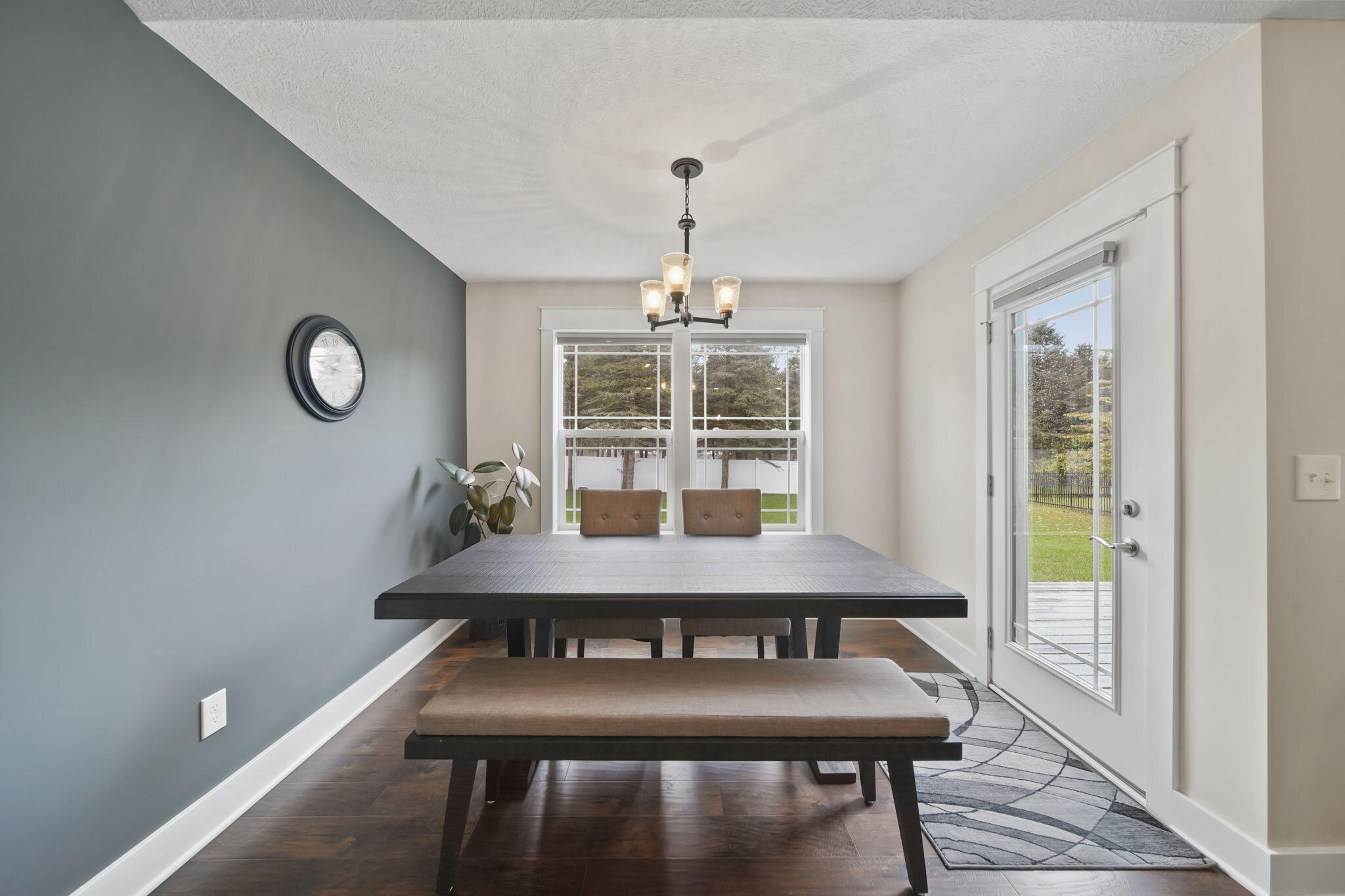 5177 Stone River Road Jackson, MI 49201 - Photo 4 of 40 Dining room