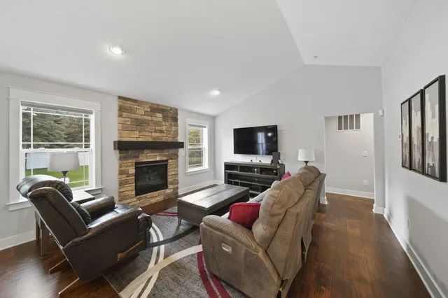 $399,900 | 5177 Stone River Road, Jackson, MI 49201