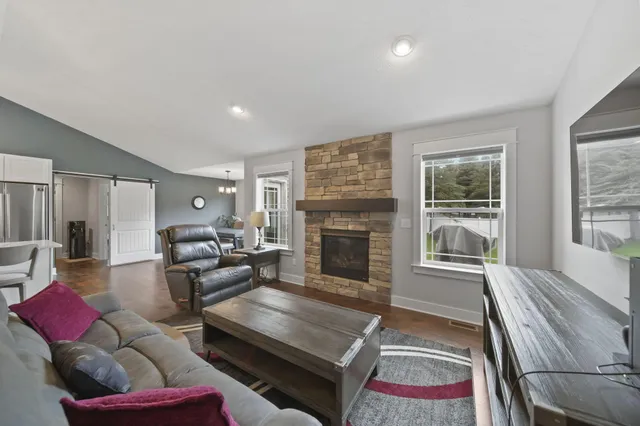 $399,900 | 5177 Stone River Road, Jackson, MI 49201