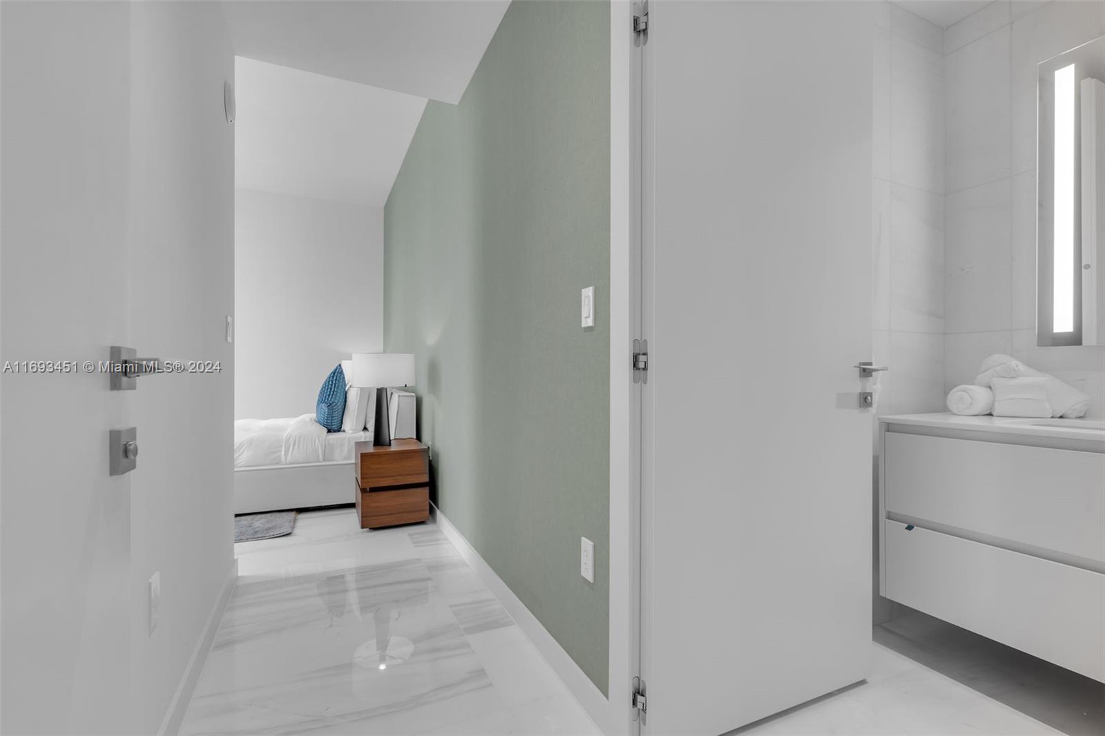 300 Biscayne Blvd Way, Unit 2602 Miami, FL 33131 - Photo 29 of 61