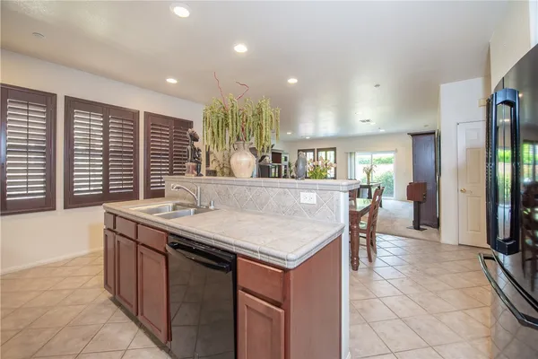 $624,999 | 7353 Ellena W, Unit 52, Rancho Cucamonga, CA 91730