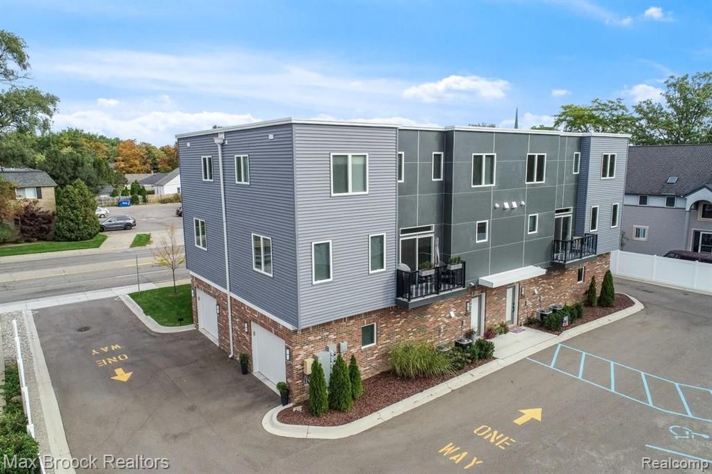 4227 West 14 Mile Road Royal Oak, MI 48073 - Photo 21 of 23