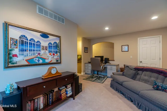 $599,900 | 16 A Winchester Place, Halfmoon, NY 12118