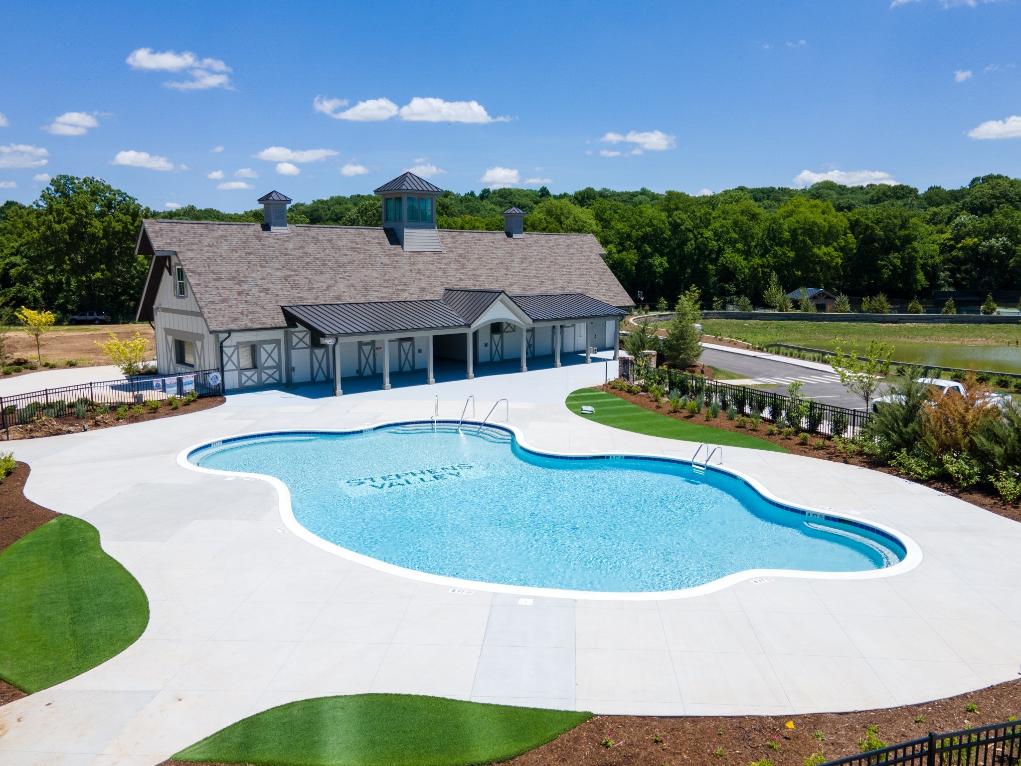 7020 Kinderhook Road Nashville, TN 37221 - Photo 25 of 37 a view of a house with swimming pool