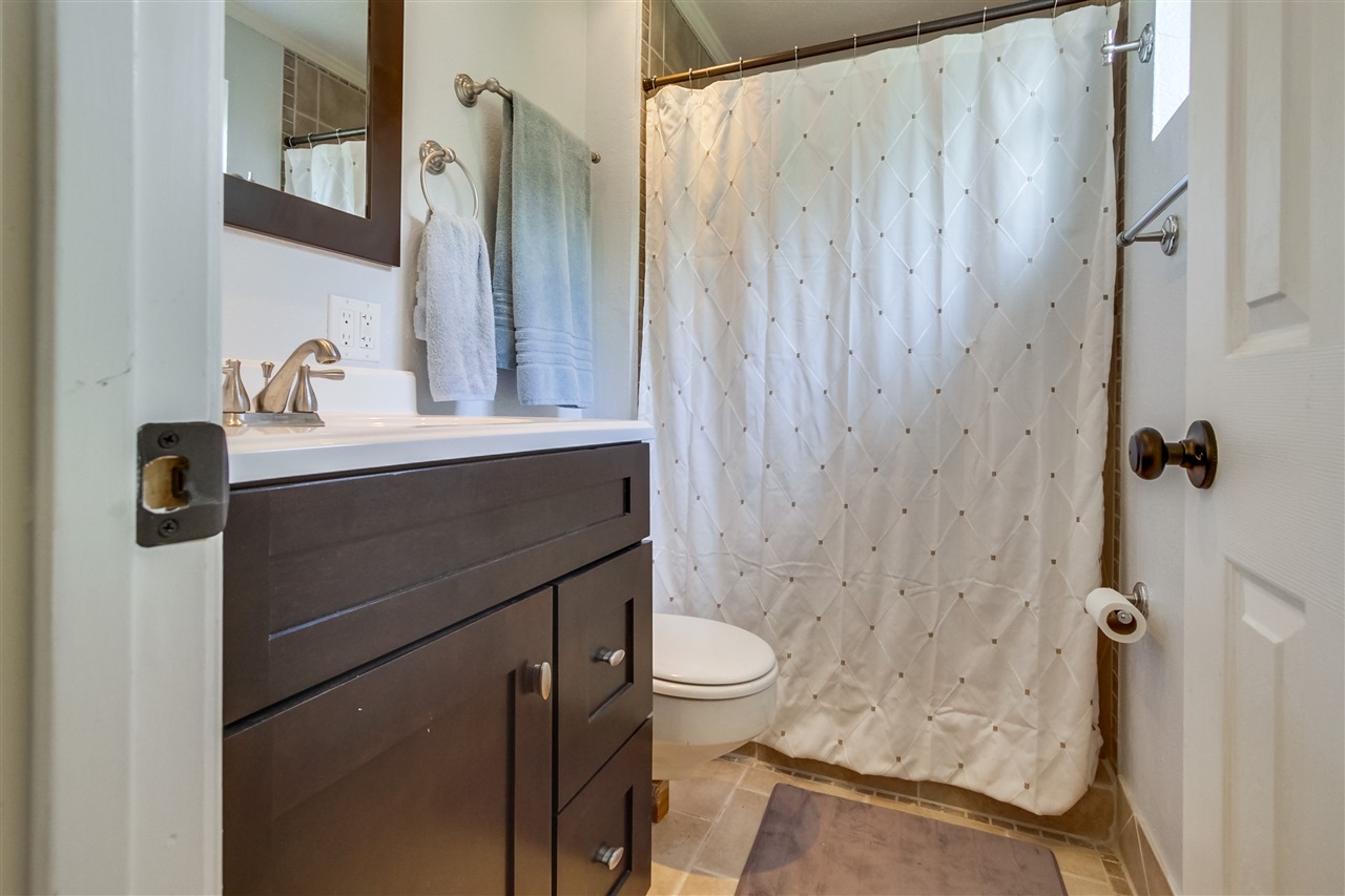 13529 Carriage Road Poway, CA 92064 - Photo 14 of 25
