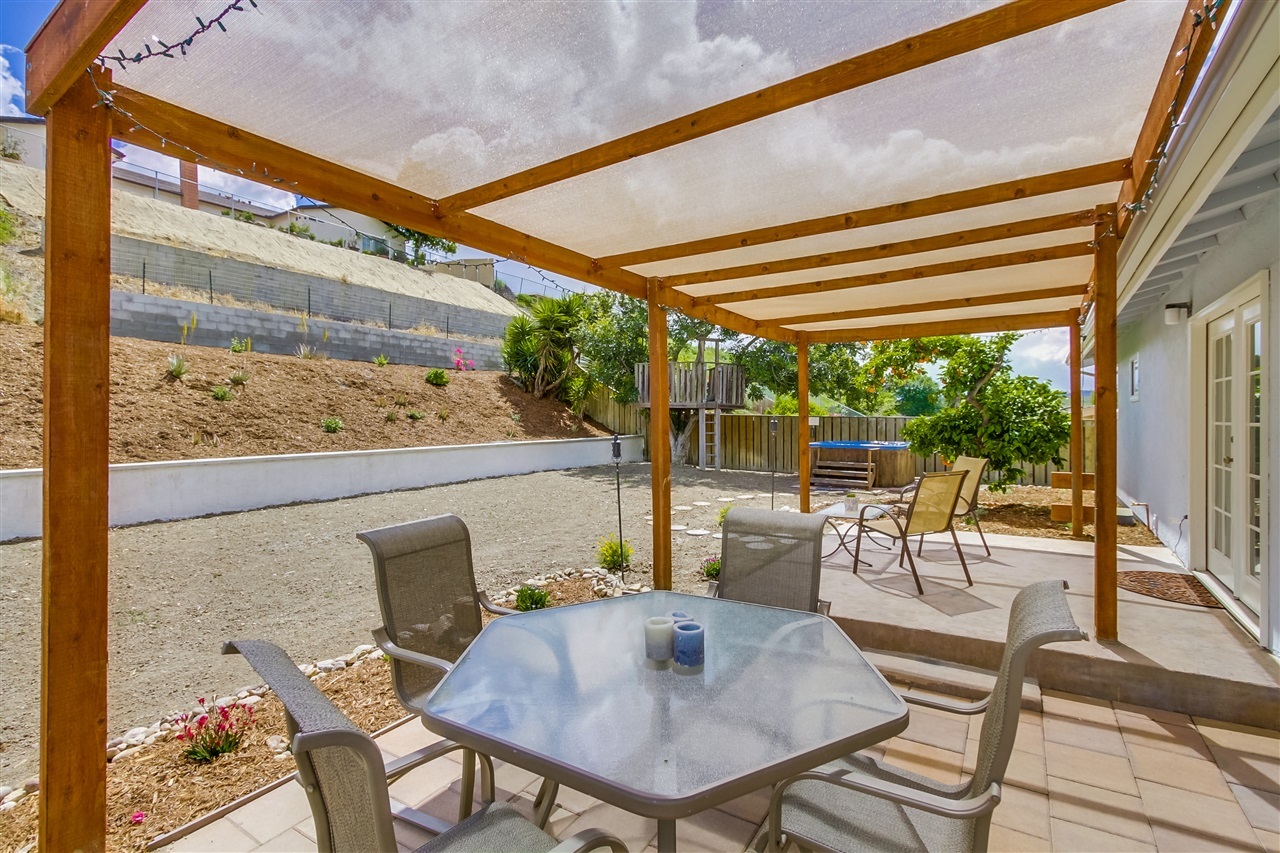 13529 Carriage Road Poway, CA 92064 - Photo 19 of 25