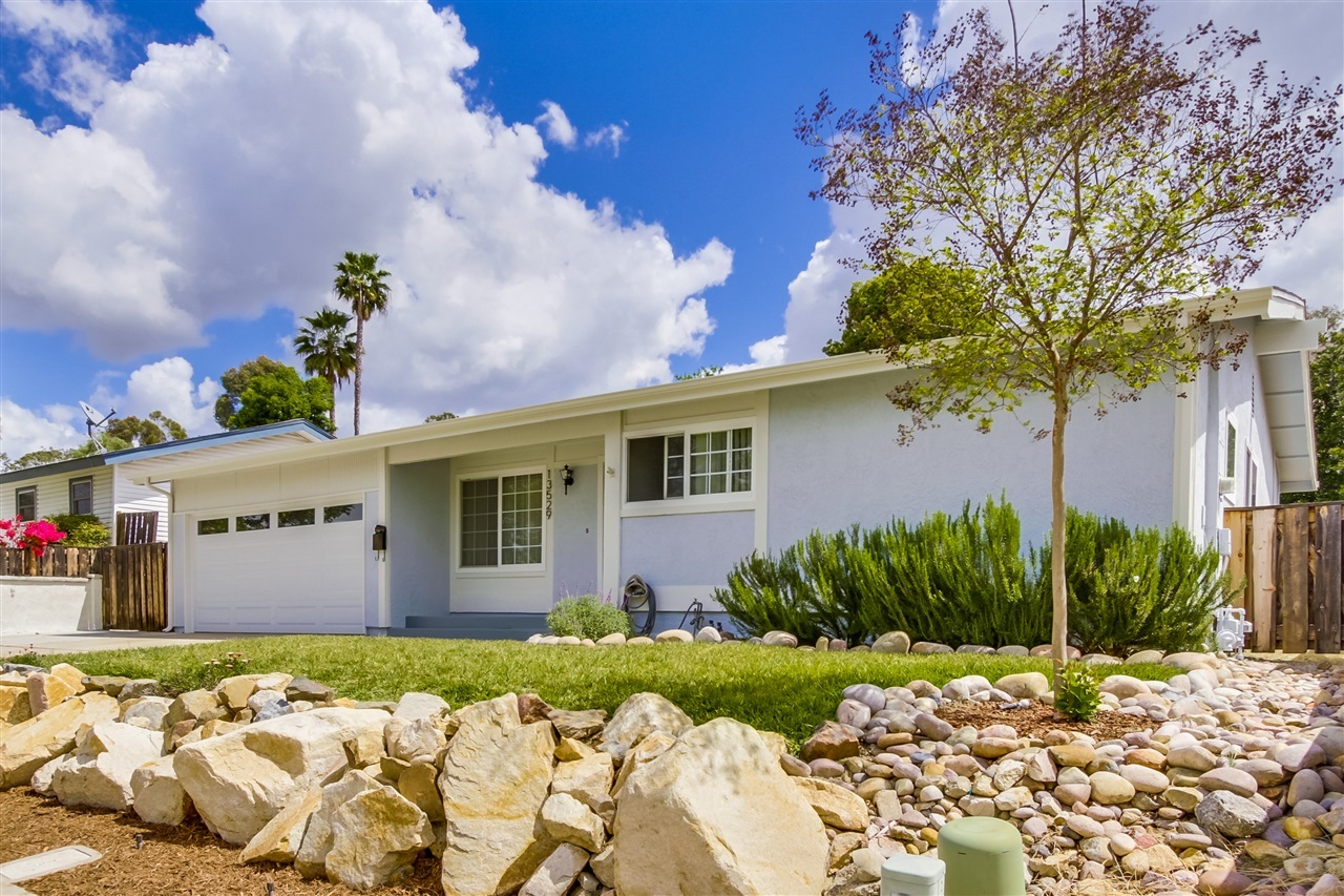 13529 Carriage Road Poway, CA 92064 - Photo 3 of 25