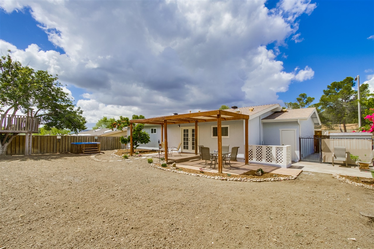 13529 Carriage Road Poway, CA 92064 - Photo 23 of 25