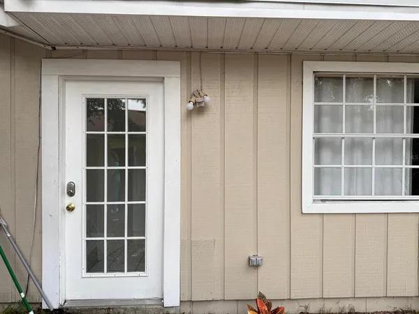 $2,350 | 7326 Lake Floy Circle, Orlando, FL 32819