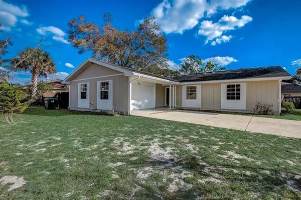 $2,350 | 7326 Lake Floy Circle, Orlando, FL 32819