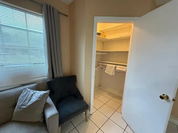 $2,350 | 7326 Lake Floy Circle, Orlando, FL 32819