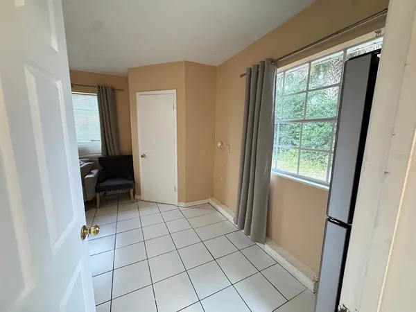 $2,350 | 7326 Lake Floy Circle, Orlando, FL 32819