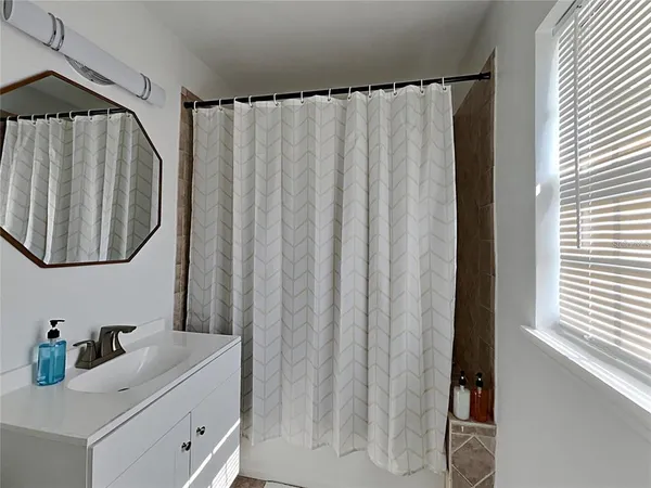 $2,350 | 7326 Lake Floy Circle, Orlando, FL 32819