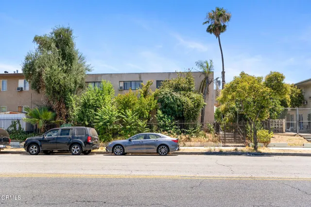a car parked in front of a house