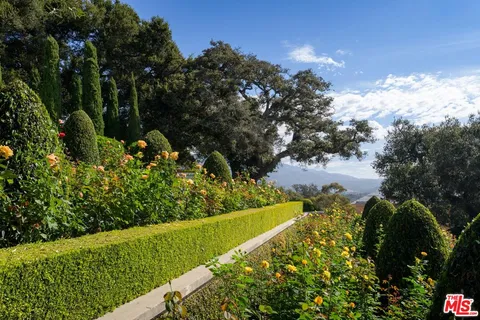 $65,000,000 | 2910 Sycamore Canyon Road, Montecito, CA 93108