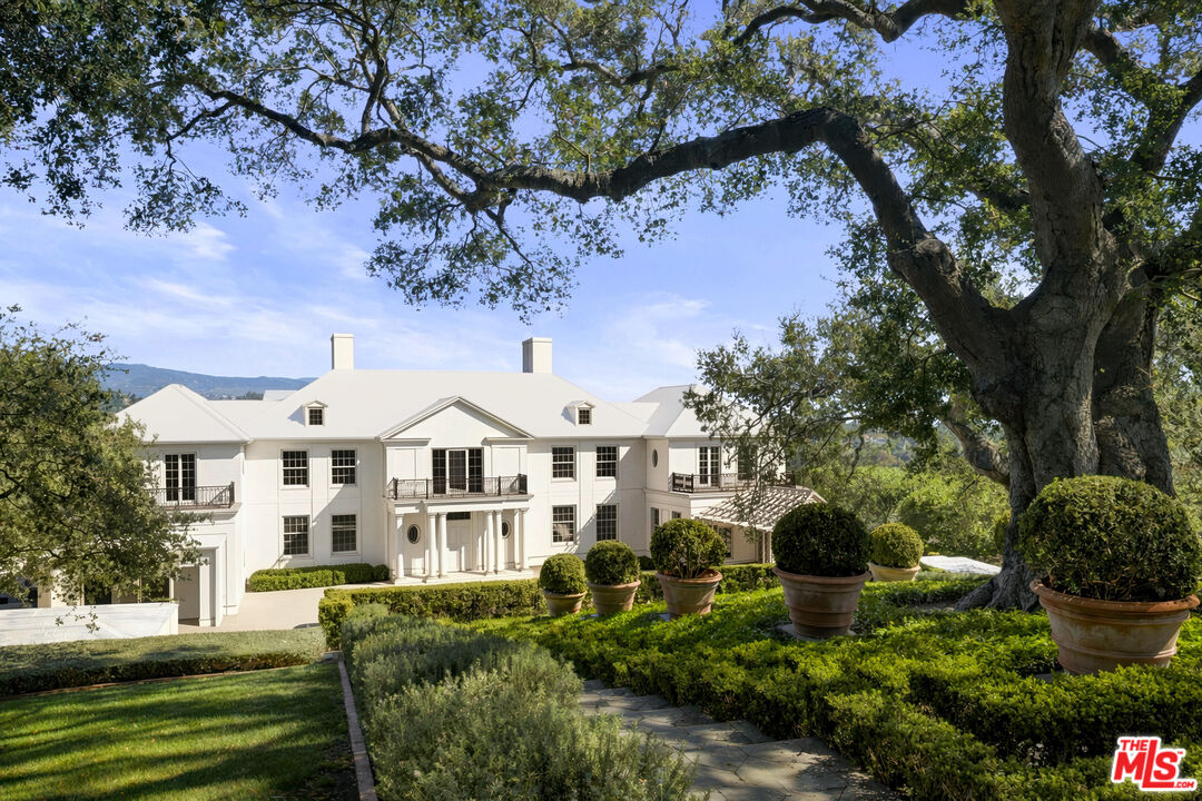 2910 Sycamore Canyon Road Montecito, CA 93108 - Photo 2 of 23