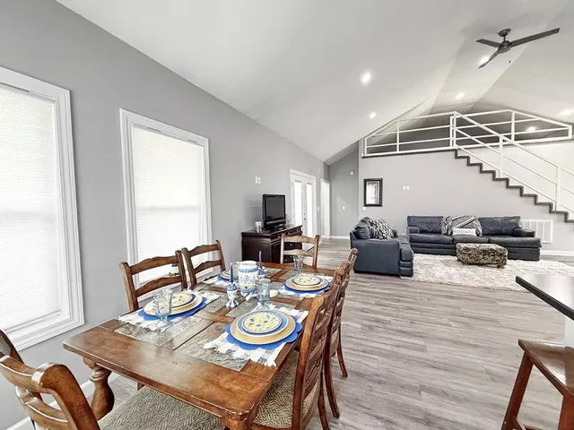 $239,900 | 205 East Golden Avenue, El Dorado Springs, MO 64744