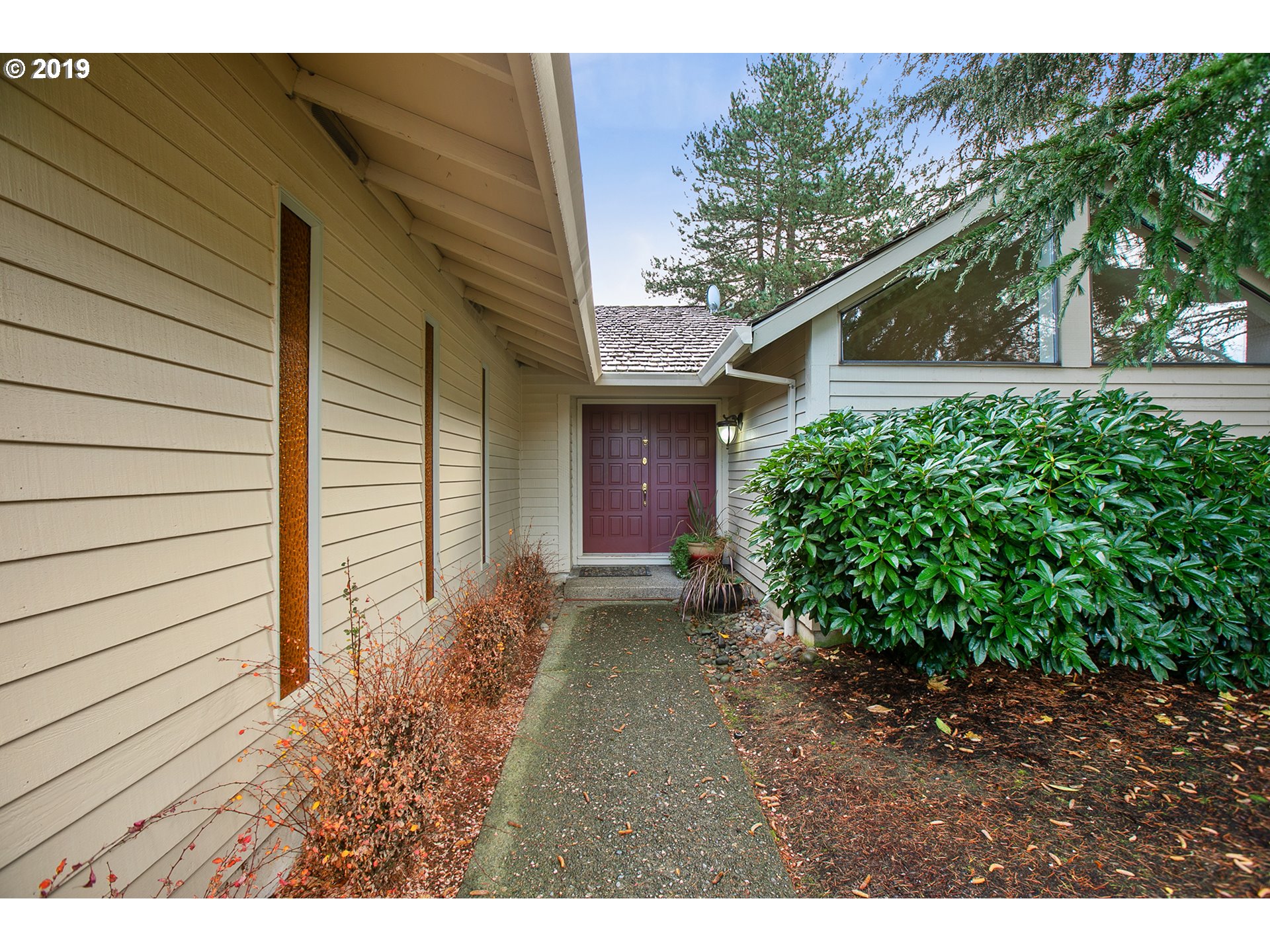 32450 Southwest Estates Post Road Wilsonville, OR 97070 - Photo 3 of 32 Gallery Image 3