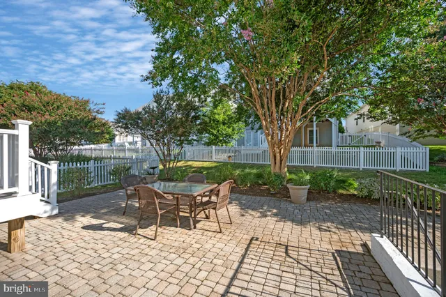 $619,000 | 5105 Sewells Pointe Drive, Fredericksburg, VA 22407