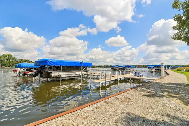 $500,000 | 40418 North S Newport Drive, Antioch, IL 60002