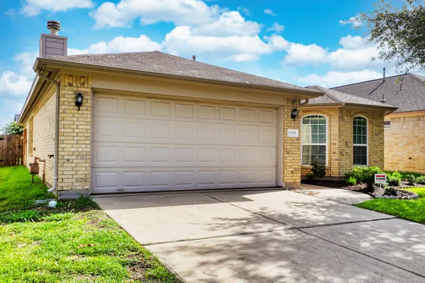 $1,900 | 21518 Mt Elbrus Way, Katy, TX 77449