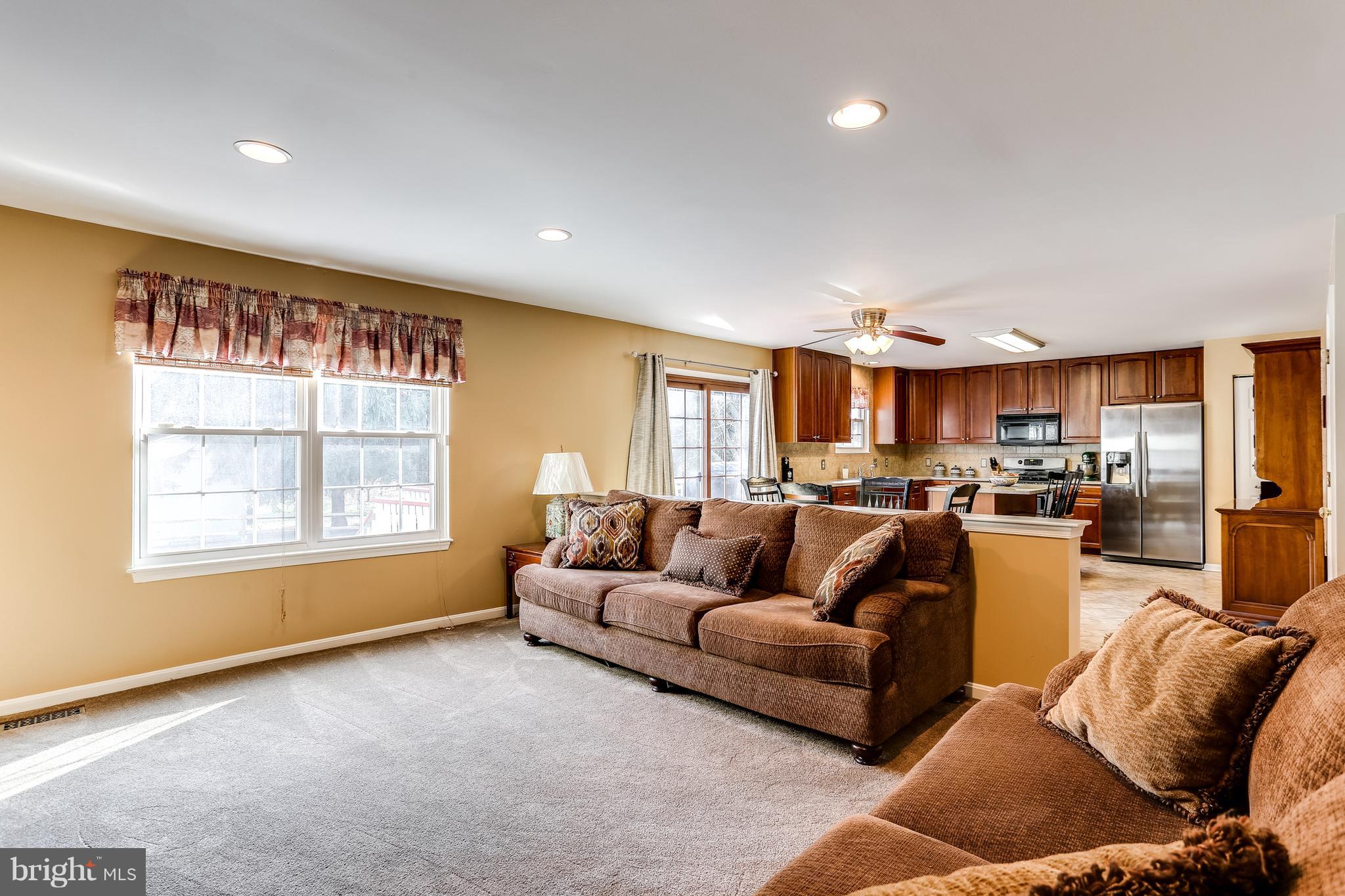 9 Bell Road Westminster, MD 21158 - Photo 16 of 37 Family Room