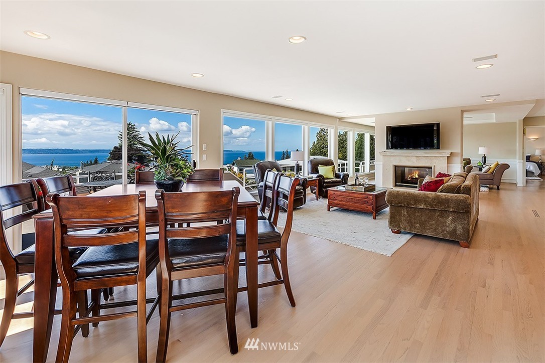 923 Maple Street Edmonds, WA 98020 - Photo 11 of 25
