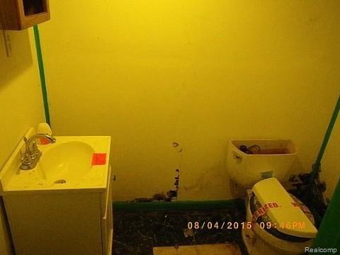 2334 East Judd Road Burton, MI 48529 - Photo 8 of 21 RIMG8180_m.jpg