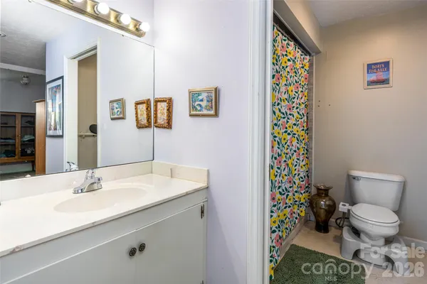 $625,000 | 233 Church Road, Fairview, NC 28730