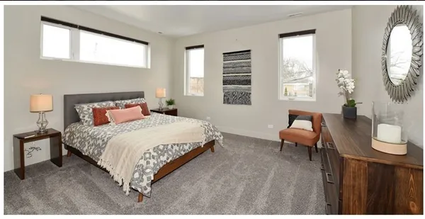 $2,600 | 717 Rogers Street, Unit 1A, Downers Grove, IL 60515