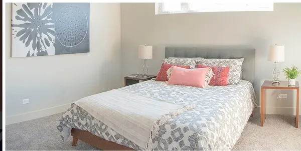 $2,600 | 717 Rogers Street, Unit 1A, Downers Grove, IL 60515