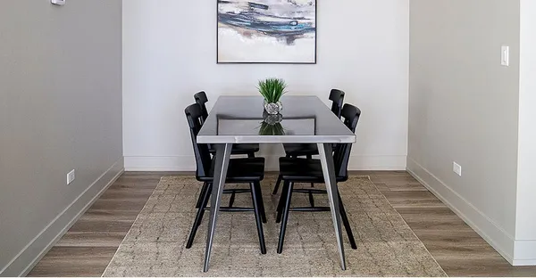 $2,600 | 717 Rogers Street, Unit 1A, Downers Grove, IL 60515