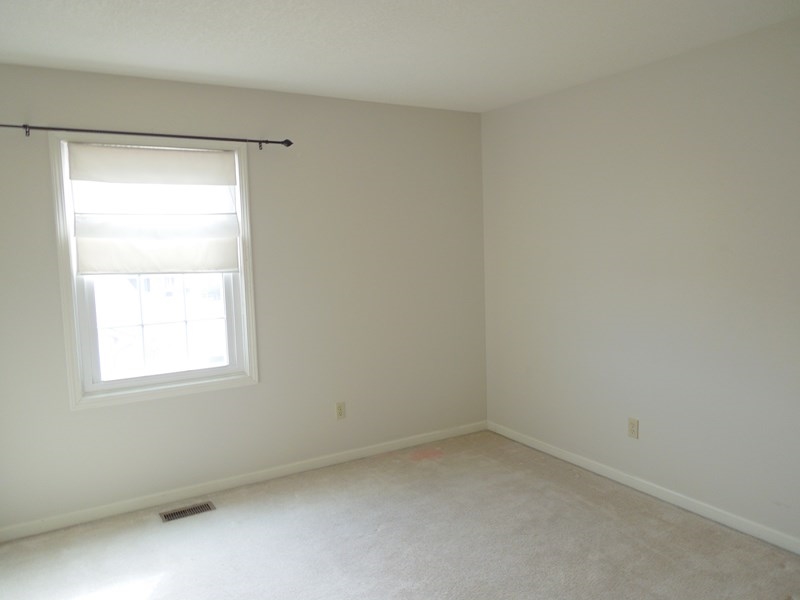 11330 Holly Ridge Run Fort Wayne, IN 46845 - Photo 11 of 15 Gallery Image 11