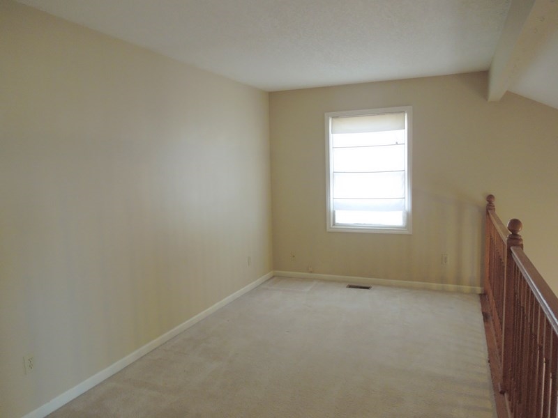 11330 Holly Ridge Run Fort Wayne, IN 46845 - Photo 9 of 15 Gallery Image 9