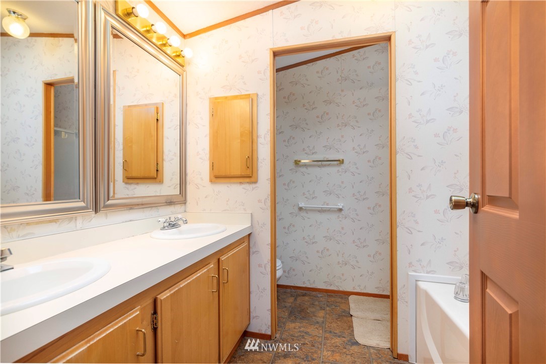 4613-4617 Whiteman Road Southwest Longbranch, WA 98351 - Photo 10 of 25