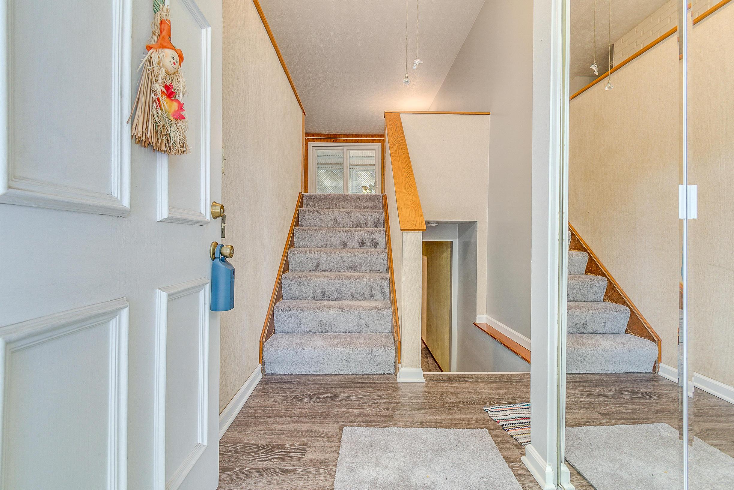 3029 Osgood Road East Columbus, OH 43232 - Photo 6 of 30 Gallery Image 6