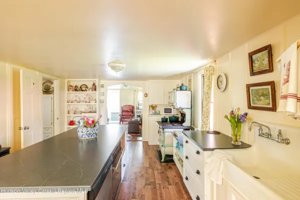 $775,000 | 78 Concourse, Niverville, NY 12130